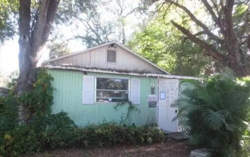 can't sell house in Fort Myers foundation